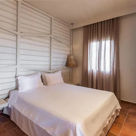 Aparthotel Kimolia Gi