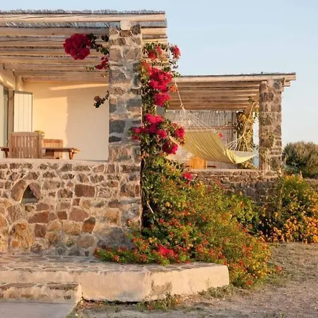 Kimolia Gi Aparthotel 4*