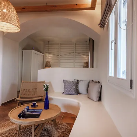 Kimolia Gi Aparthotel 4*