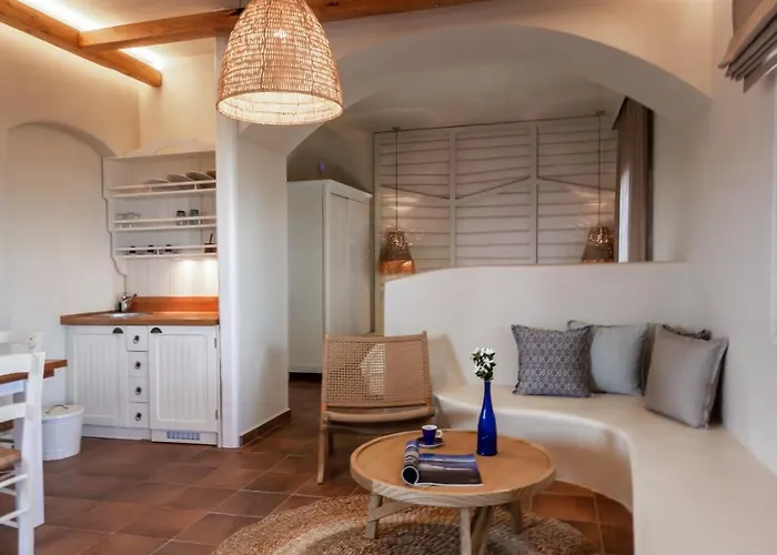 Kimolia Gi Aparthotel 4*