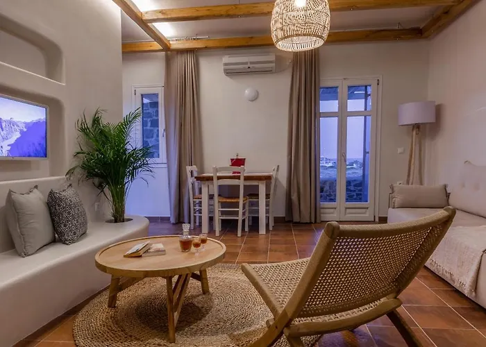 Kimolia Gi شقة فندقية 4*