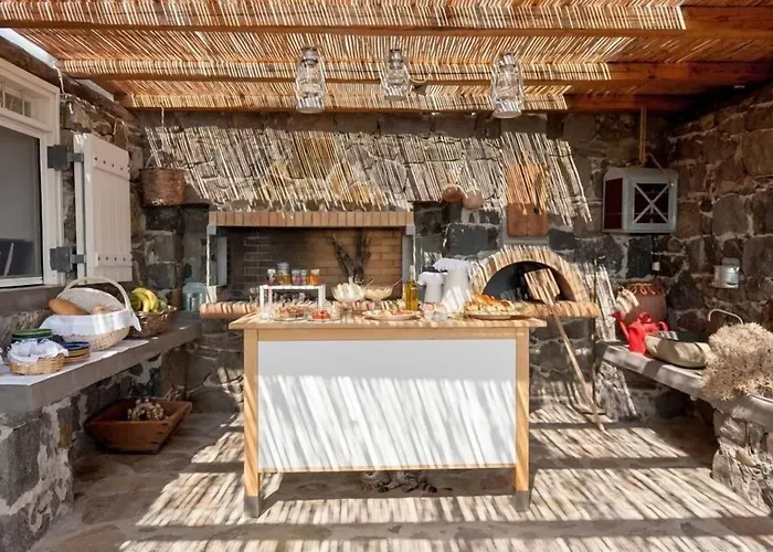 Aparthotel Kimolia Gi 4*